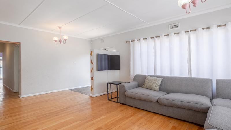 3 Bedroom Property for Sale in Churchill Estate Western Cape